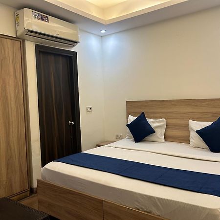 Airport hotel Golden Bliss Neu-Delhi Exterior foto