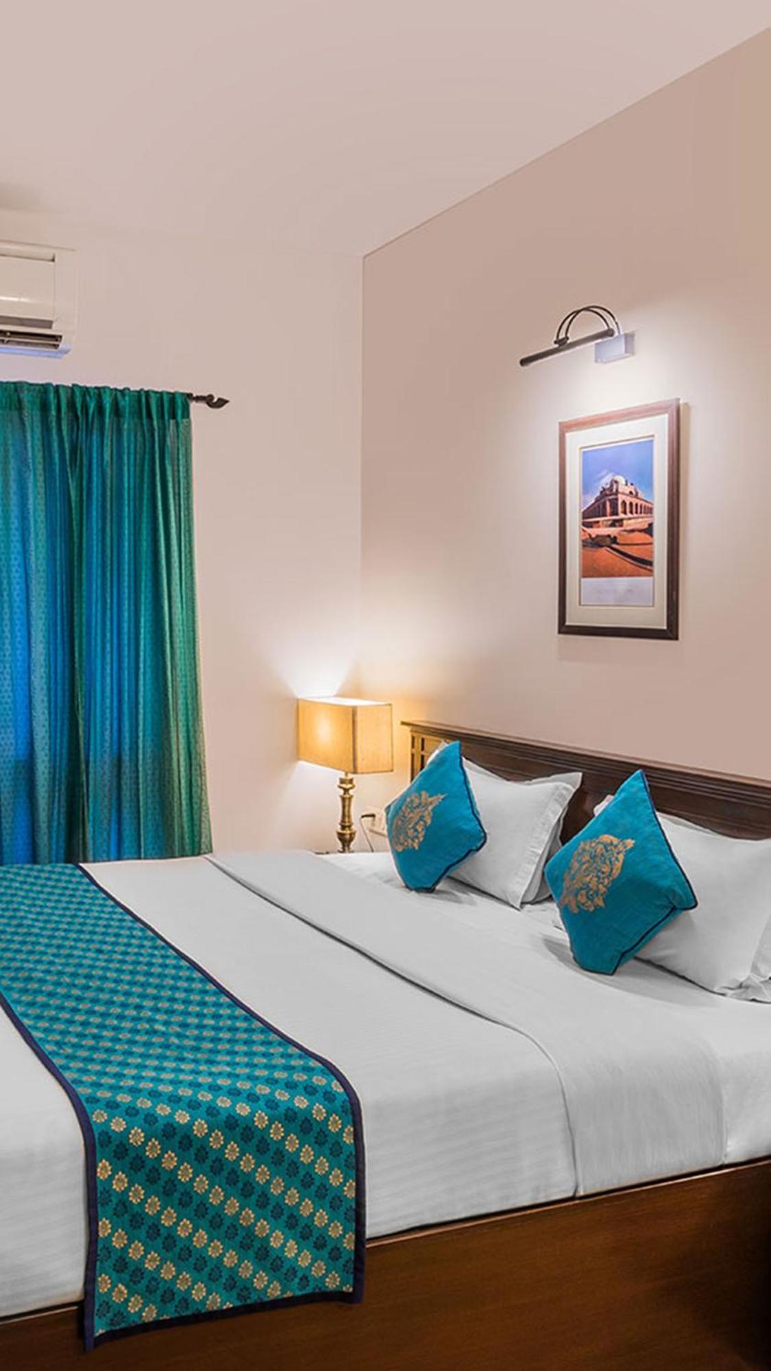 Airport hotel Golden Bliss Neu-Delhi Exterior foto